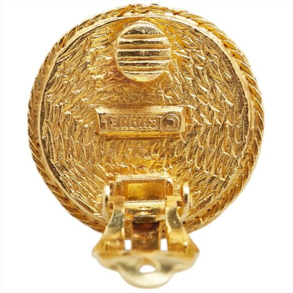 CHANEL Black Gripoix Rhinestone Round Clip-On Earrings Gold Tone Auth #7953 - Picture 5 of 5